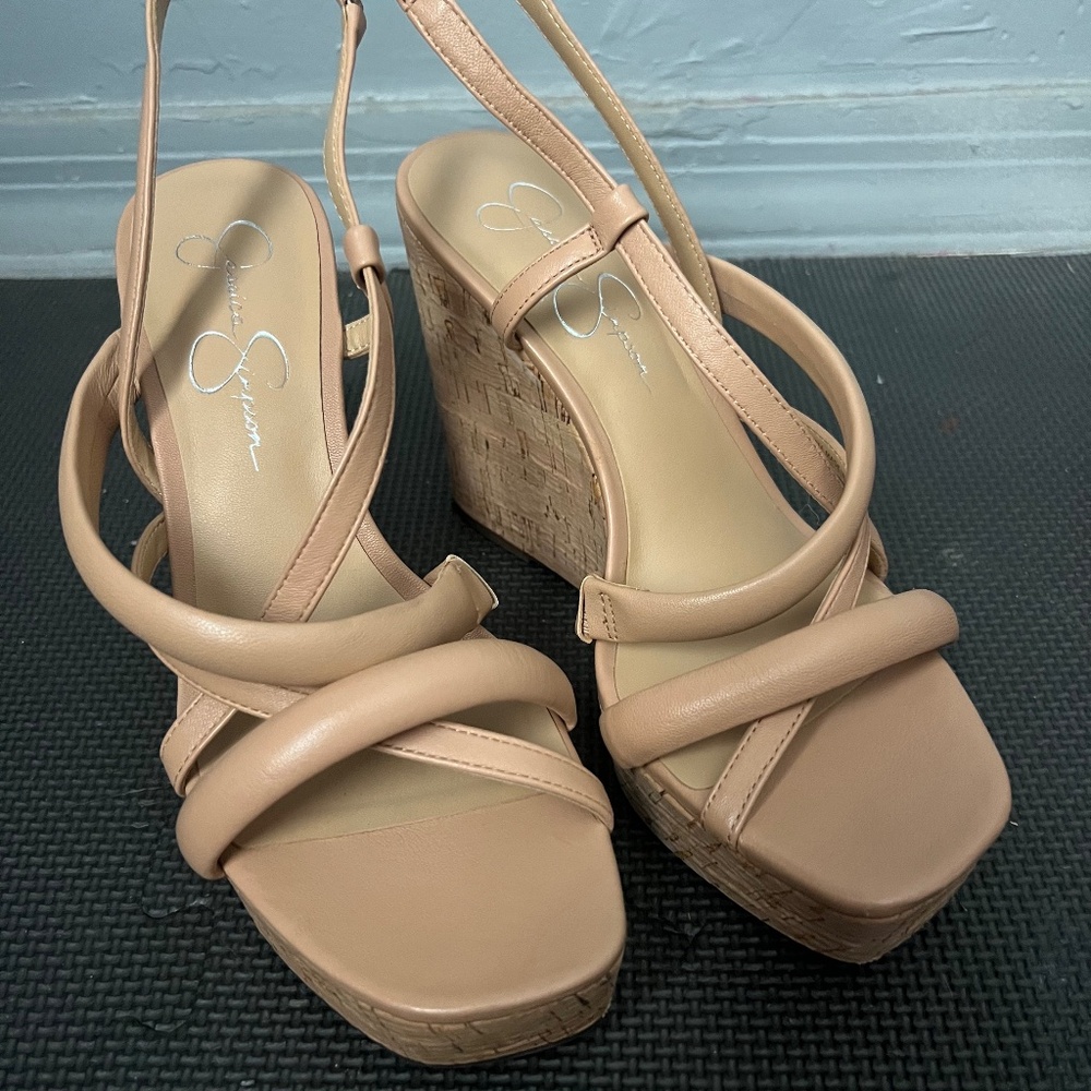 Jessica Simpson Nude Wedges